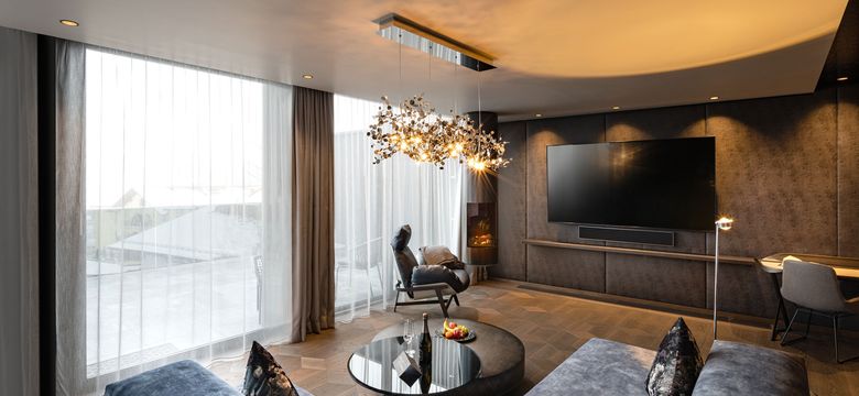 5* Wellness- & Sporthotel Jagdhof: Rooftop-Pool-Suite image #4